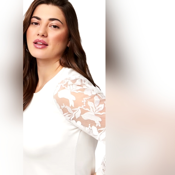 Laura Floral Applique Detail Top - Ivory - Picture 3 of 3